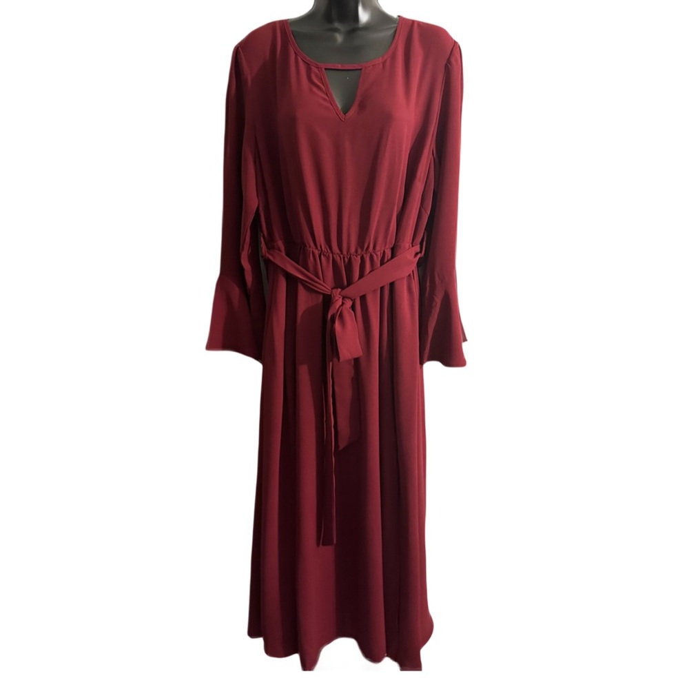 BloomChic NWT 14/16 XL red long sleeve maxi dress w bell sleeves & pockets